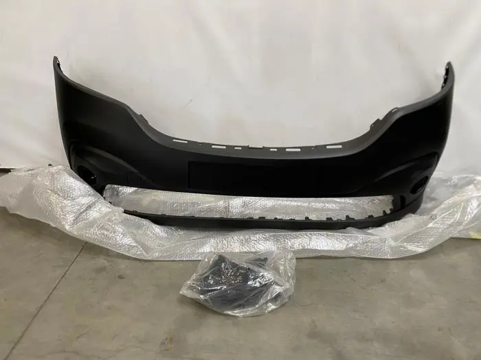 Stoßstange vorne Renault Trafic