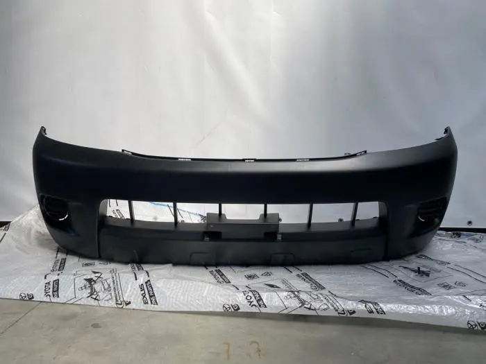 Stoßstange vorne Toyota Hilux