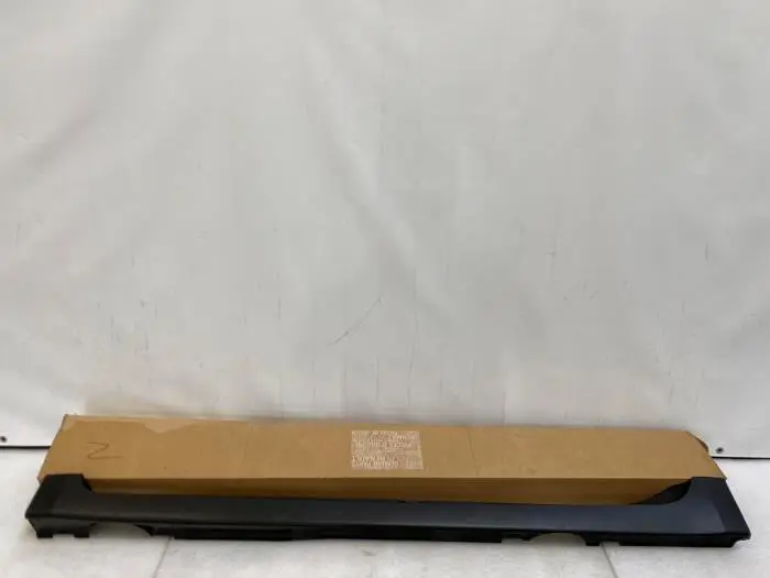 Zijskirt links Renault Scenic