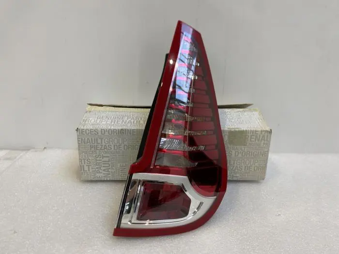Feu arrière gauche Renault Scenic