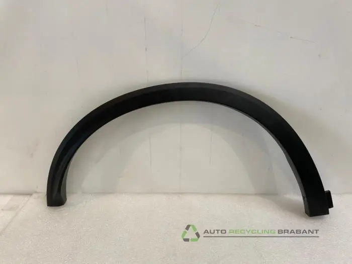 Extension garde-boue - c4f6b918-8c80-46e5-9899-7e49a49ccdb0.jpg