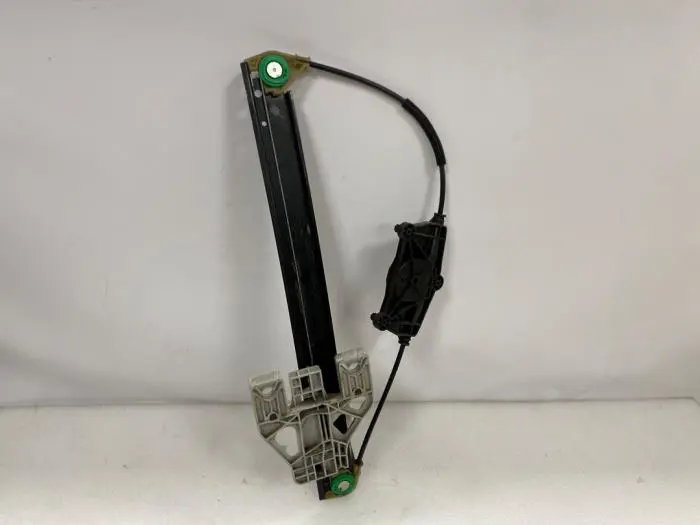 Ruitmechaniek 4Deurs rechts-achter Audi A4