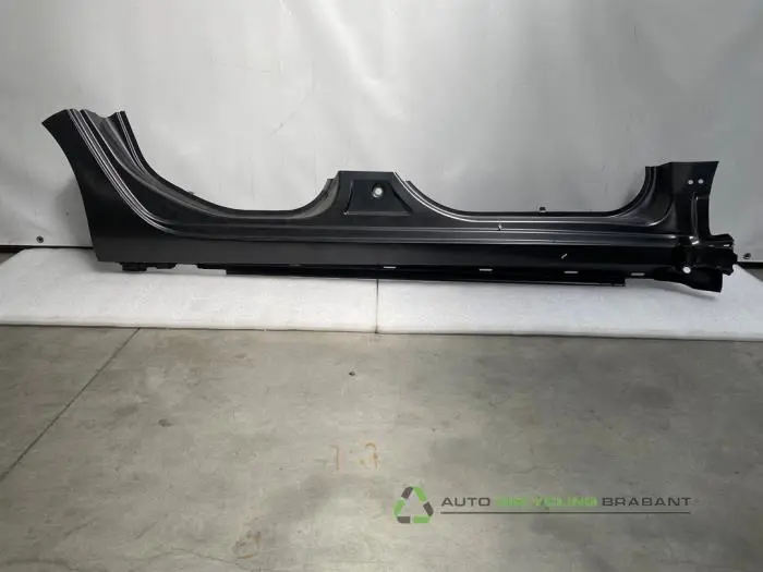 Dorpel rechts Opel Astra