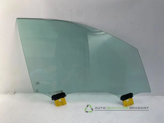 Vitre portière 4portes avant droite Audi Q7