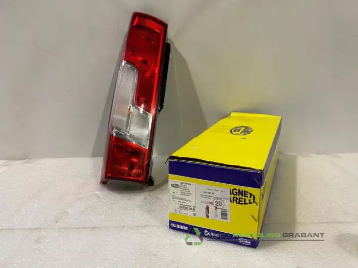 Feu arrière gauche Fiat Ducato