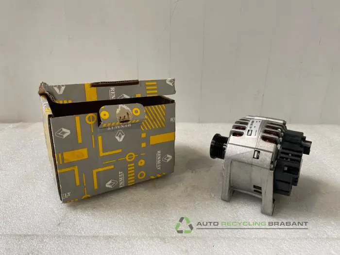 Dynamo Renault Trafic