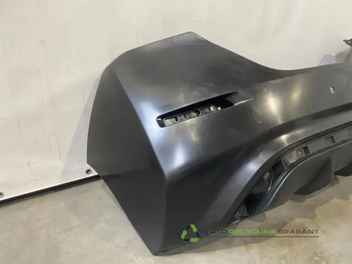 Stoßstange hinten - 04597fc3-c1c2-455b-a545-041cf95dd21d.jpg