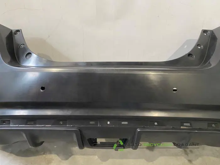 Stoßstange hinten - f8a884a5-6bde-4aa4-b432-b5dc0a51ac55.jpg