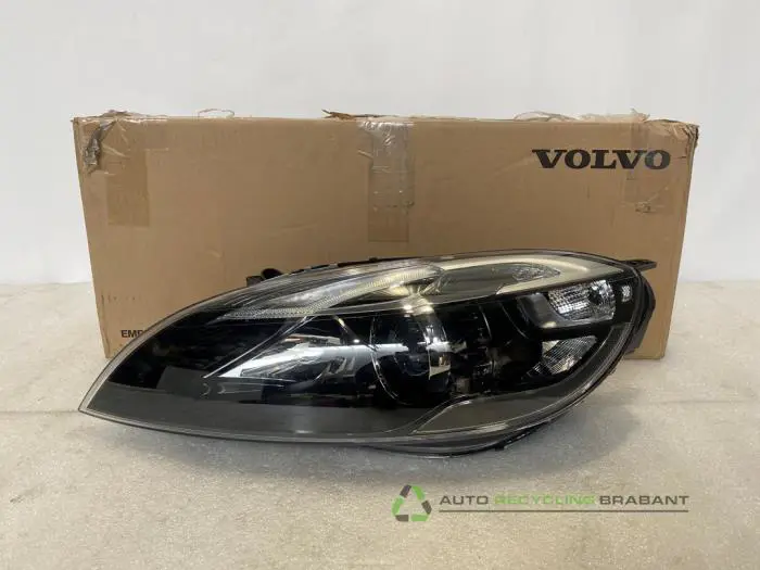 Koplamp links Volvo V40