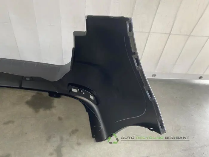 Rear bumper - 71955679-904e-4ef7-82db-2250831f32bb.jpg