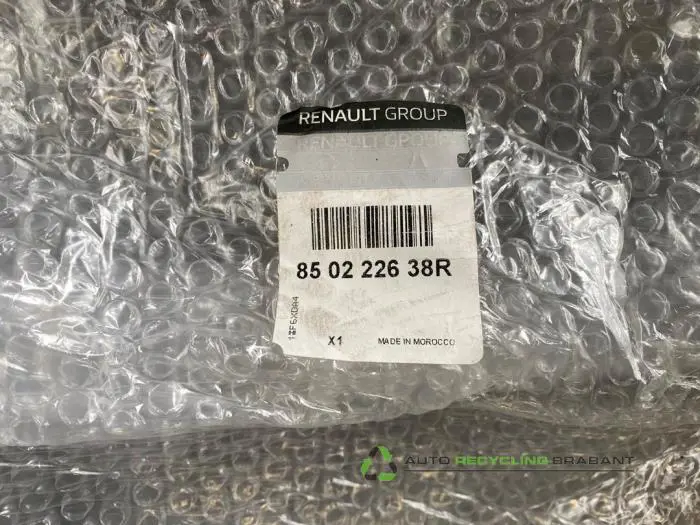 Rear bumper - fc1a3f57-3381-460c-92d0-b05d6ce6b4f7.jpg