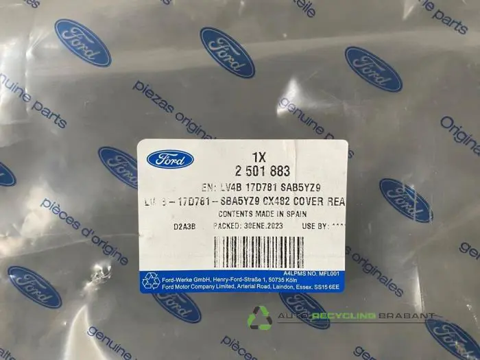 Pare-chocs arrière - a653b432-3aca-4374-8998-16dbf9cba3a5.jpg