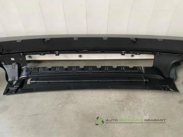 Pare-chocs arrière - fb0c468c-01d2-4a4f-b4a8-eab1d59e8c56.jpg