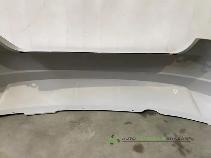 Stoßstange hinten - c5222d06-7071-4072-b238-bf712923281c.jpg