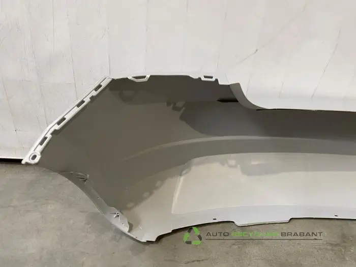 Stoßstange hinten - e581b8d1-39ce-4277-ad0f-e55ccf6b89e0.jpg