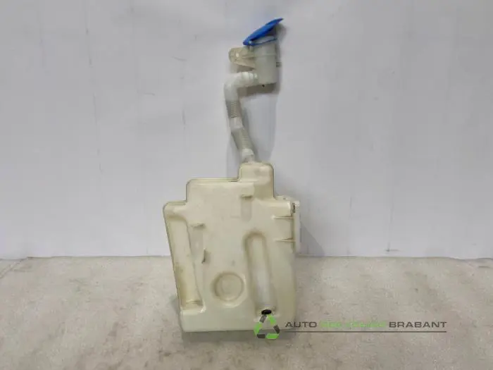 Ruitensproeiertank voor Volkswagen Golf