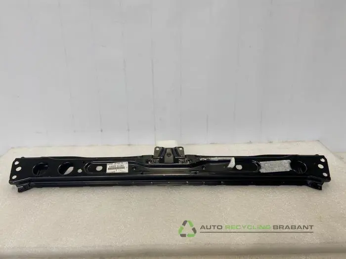 Radiateurbalk Toyota Corolla