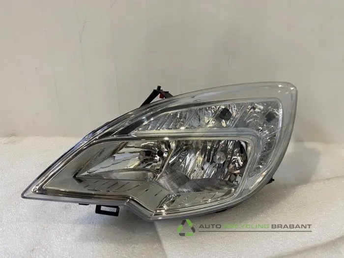 Koplamp links Opel Meriva