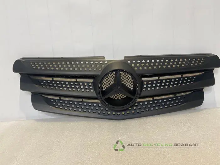 Grille Mercedes Vito