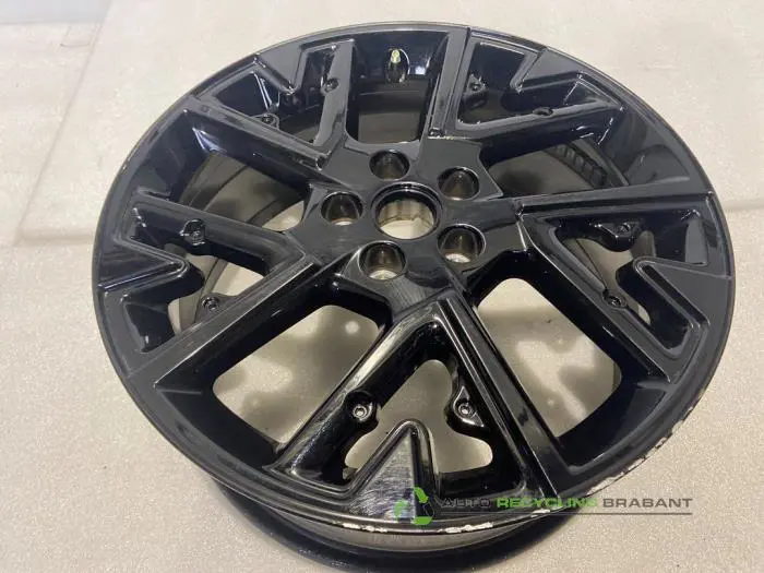 Velg - c8e6173b-2f5a-4b45-8f68-8a946ab2b5ce.jpg