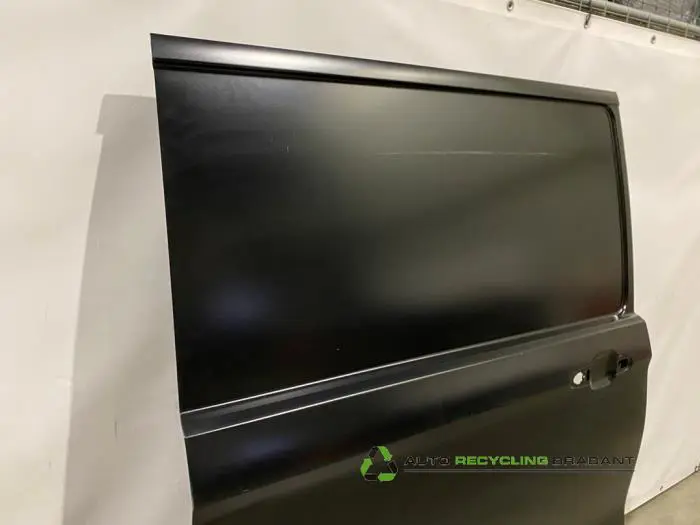 Sliding door, right - 1569c3ee-543c-44ab-863d-db01857f2bb9.jpg