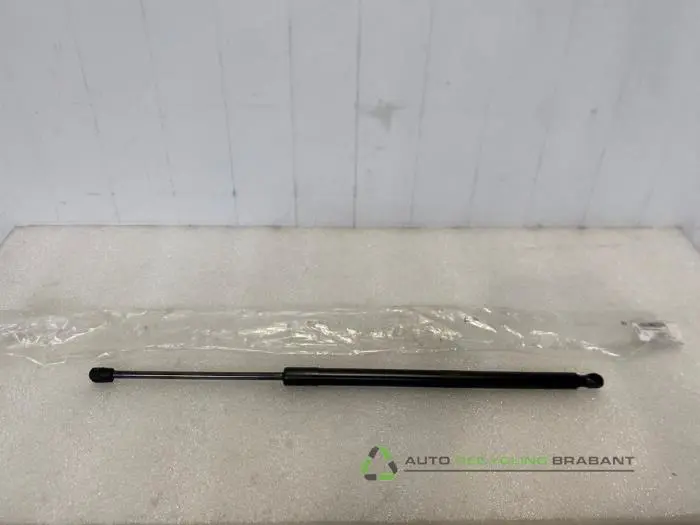 Gasdemper links-achter Skoda Superb