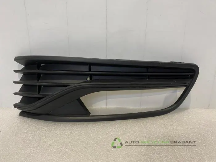 Afdekplaat mistlamp rechts Volkswagen Polo