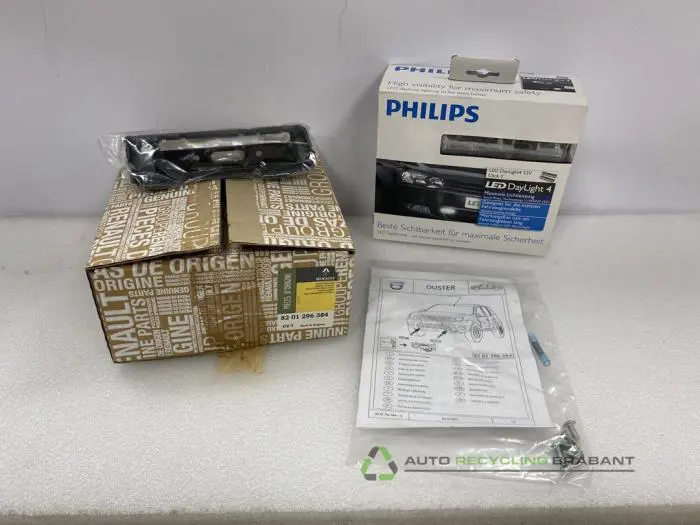 Dagrijverlichting rechts Dacia Duster