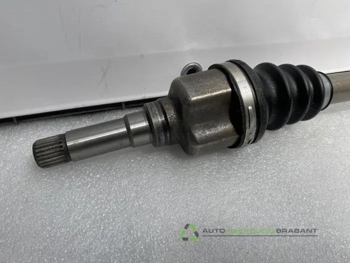 Antriebswelle rechts vorne - 08feb847-5a53-4401-a711-a52a6d4c9bf1.jpg