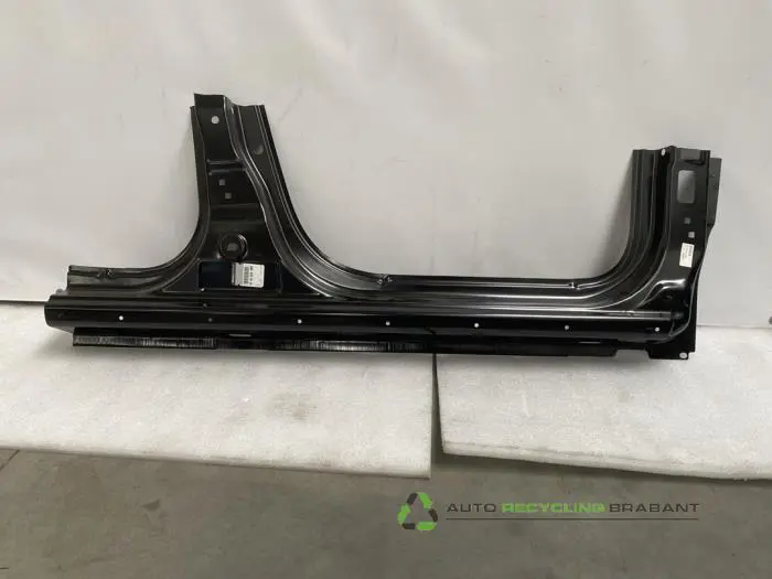 Dorpel rechts Dacia Logan