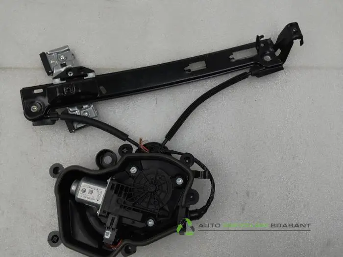 Ruitmechaniek 4Deurs rechts-achter - 4b969cff-6fb3-4070-8dfa-6e00489d1e16.jpg