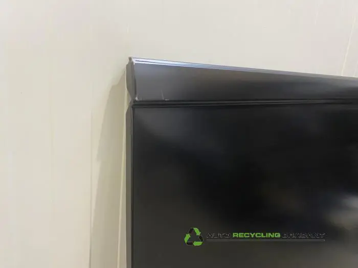 Zijkant Carrosserie links - 9d53ae16-744c-4757-994a-053bac643cc4.jpg