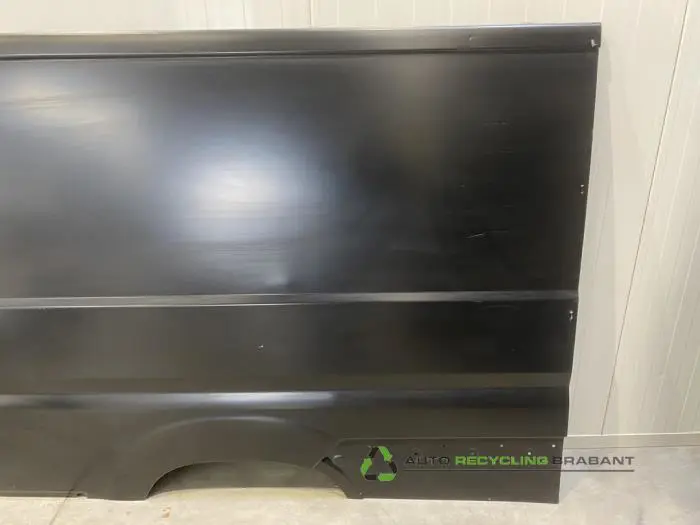 Zijkant Carrosserie links - bdbe45f1-998e-4613-a548-e7c992cbf0c6.jpg