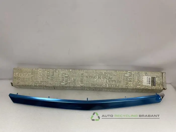 Zierleiste Dacia Logan