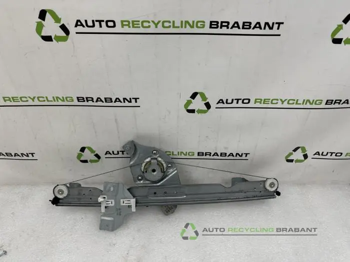 Ruitmechaniek 4Deurs links-voor Dacia Duster