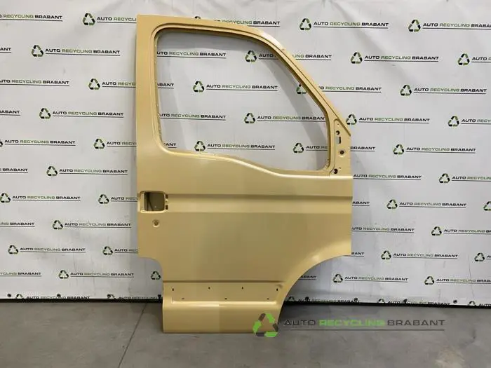 Portier 4Deurs rechts-voor Iveco Daily