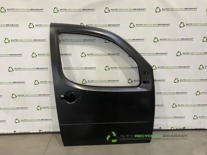 Portier 4Deurs rechts-voor Fiat Doblo