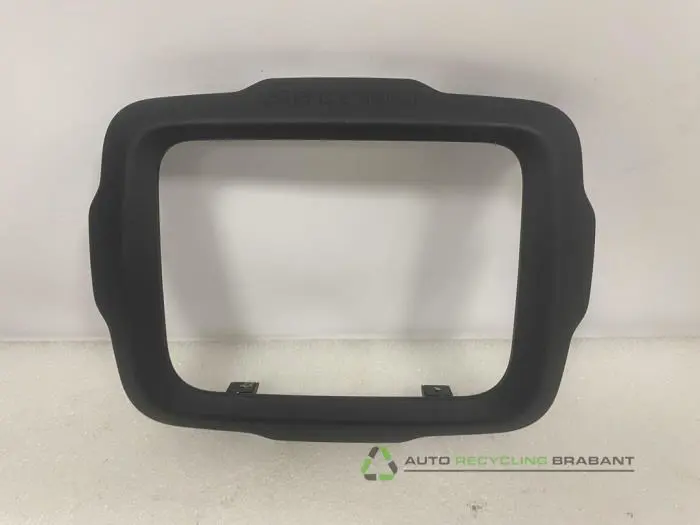 Radio omlijsting Jeep Renegade