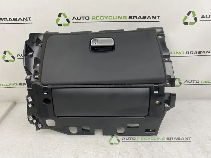 Dashboardkastje Porsche Macan