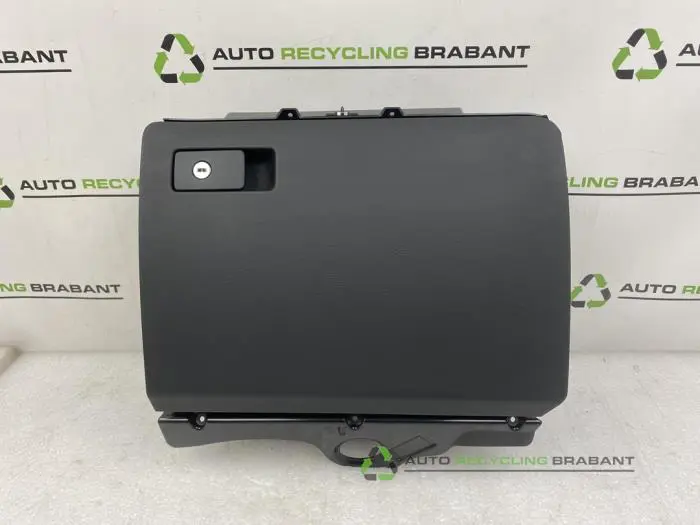 Dashboardkastje Volkswagen Passat