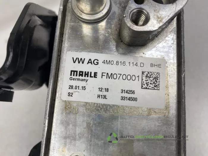 Oliekoeler - f72d3fa9-56e3-48f1-84a7-d714bc93f99b.jpg