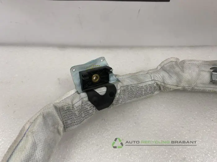 Airbag hemel rechts - 2151ada3-5657-4498-aa23-e610aee72817.jpg