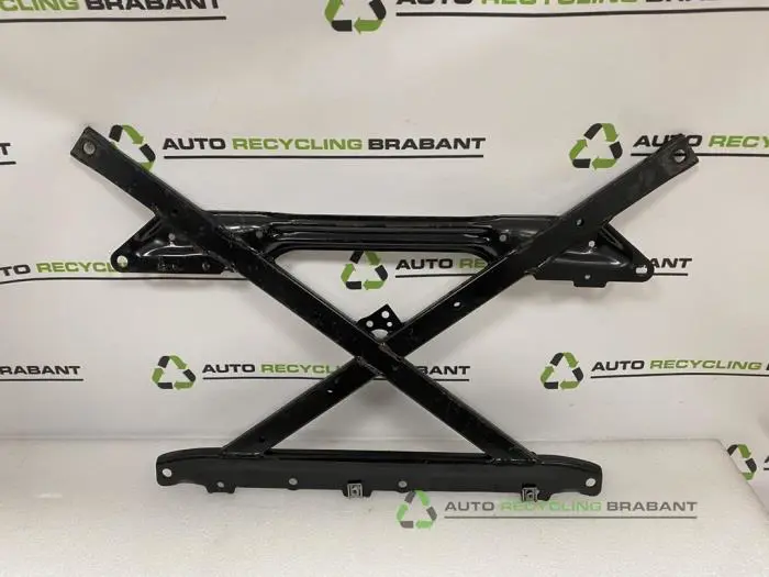 Support (divers) Audi A4