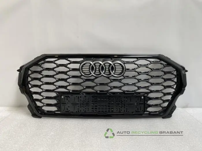 Grille Audi Q3