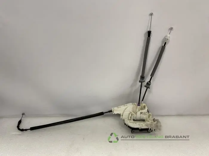 Deurslot Mechaniek 4Deurs links-achter Jeep Renegade