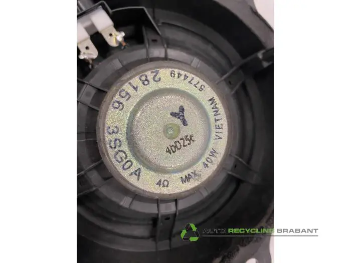 Luidspreker - b5a138f9-58a4-4649-a0ae-4d6ac18b1e1e.jpg