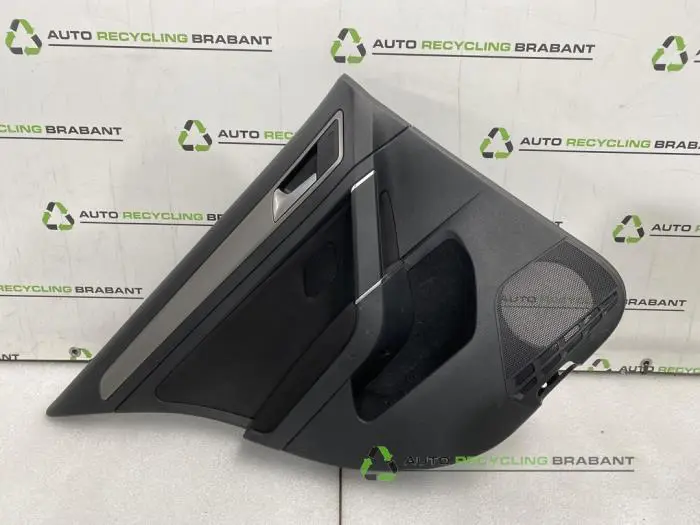 Türverkleidung 4-türig links hinten Volkswagen Golf