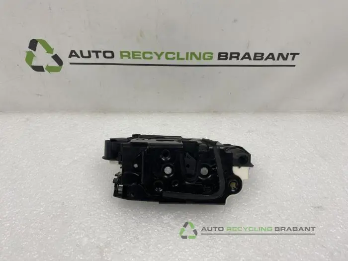 Deurslot Mechaniek 4Deurs links-voor Volkswagen Scirocco