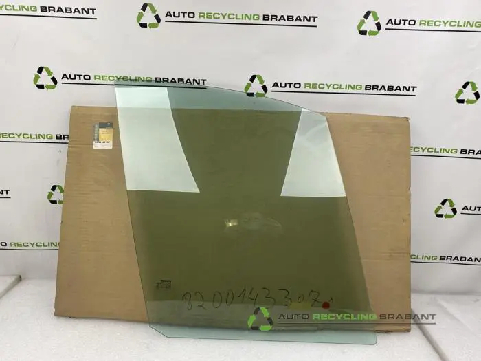 Vitre portière 4portes avant droite Renault Scenic