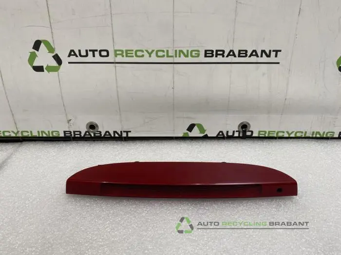 Extra Remlicht midden Renault Clio